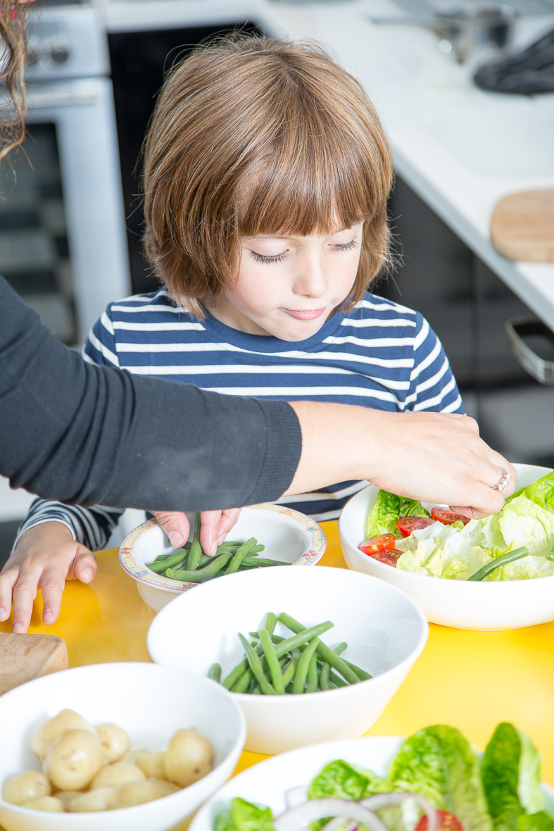 making salad with kids