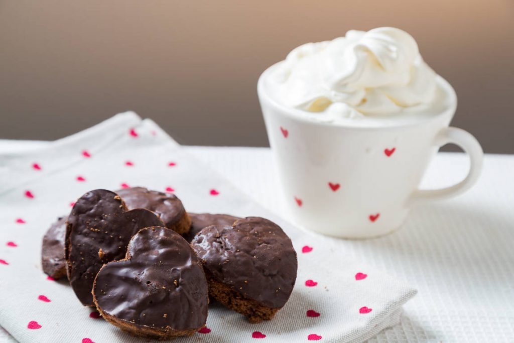 Valentine's Chocolate Heart Biscuits the family will loveHonest Mum