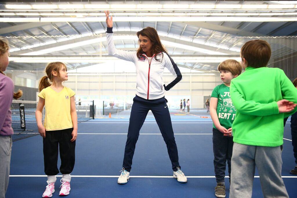 kids tennis lessons with Britmums and Annabel Croft