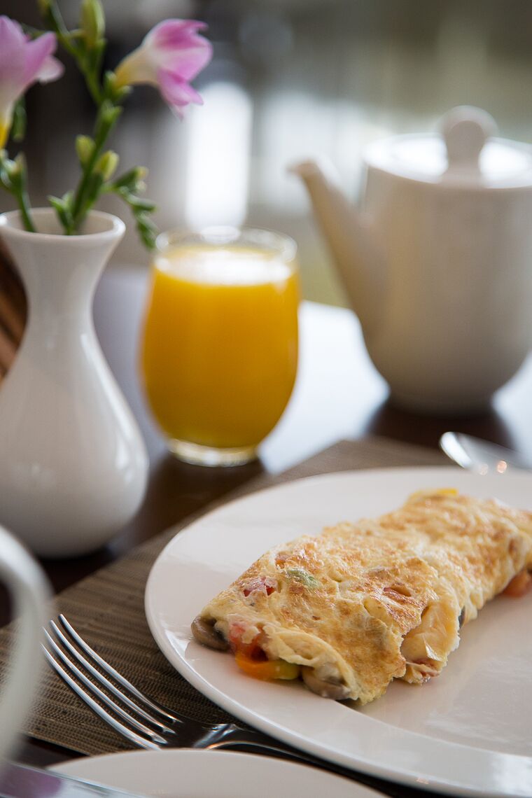 omlette at breakfast in London at the Royal Garden Hotel