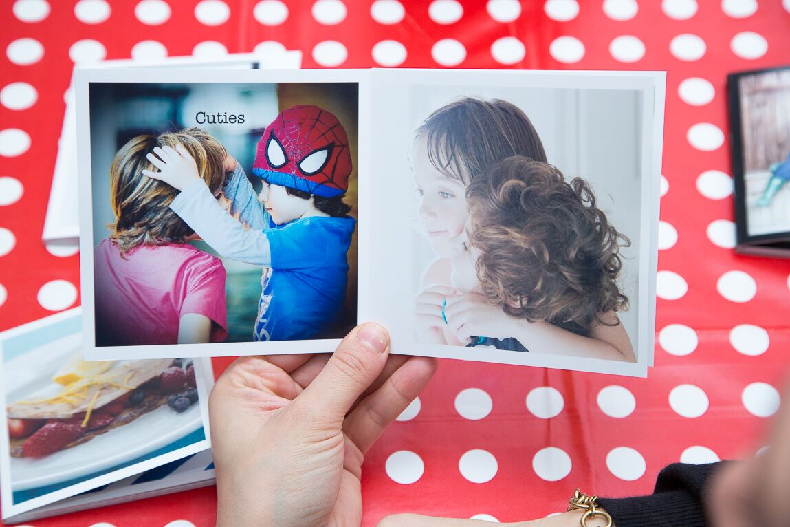 Display your favourite photos with pop book