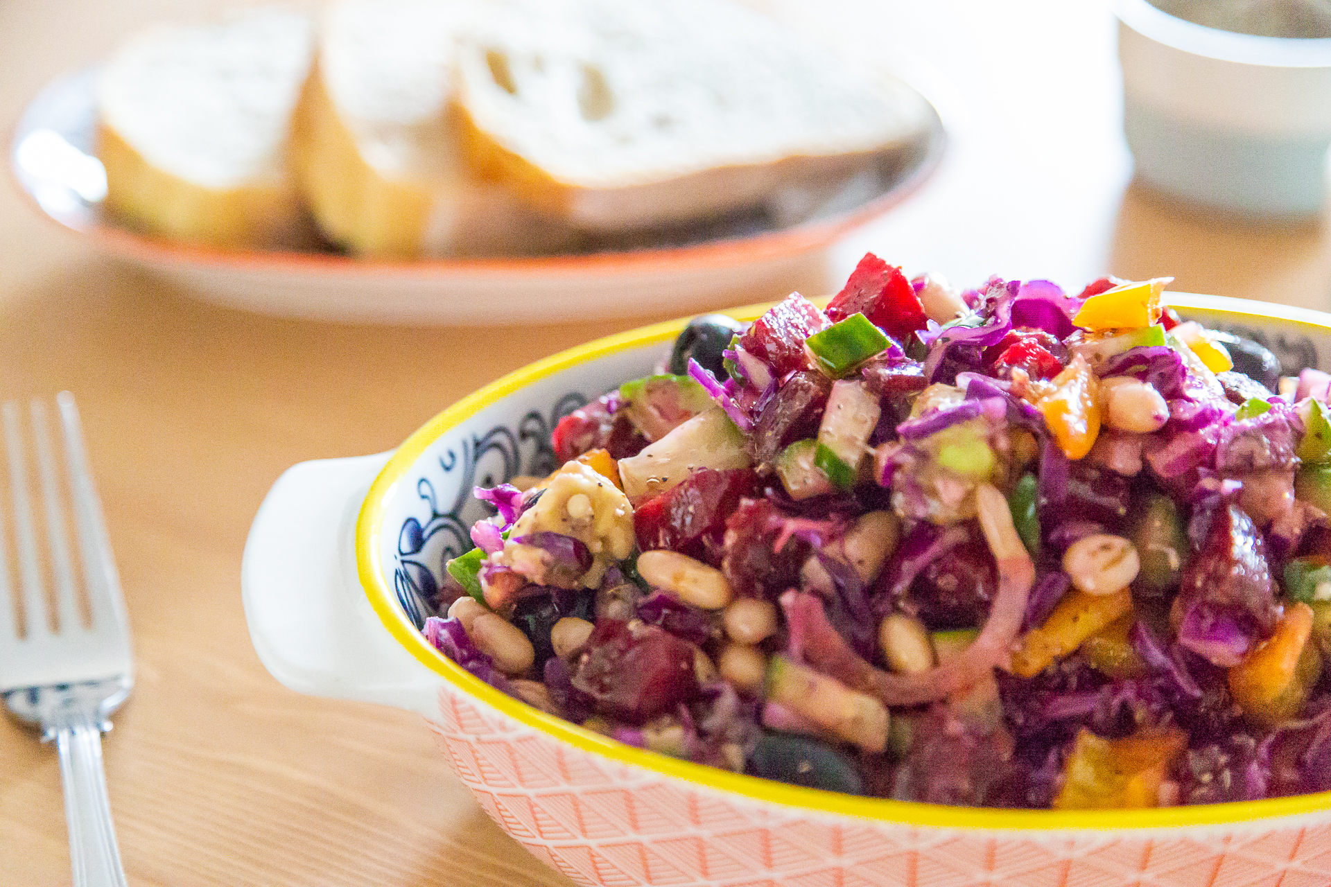red cabbage and cannellini bean salad