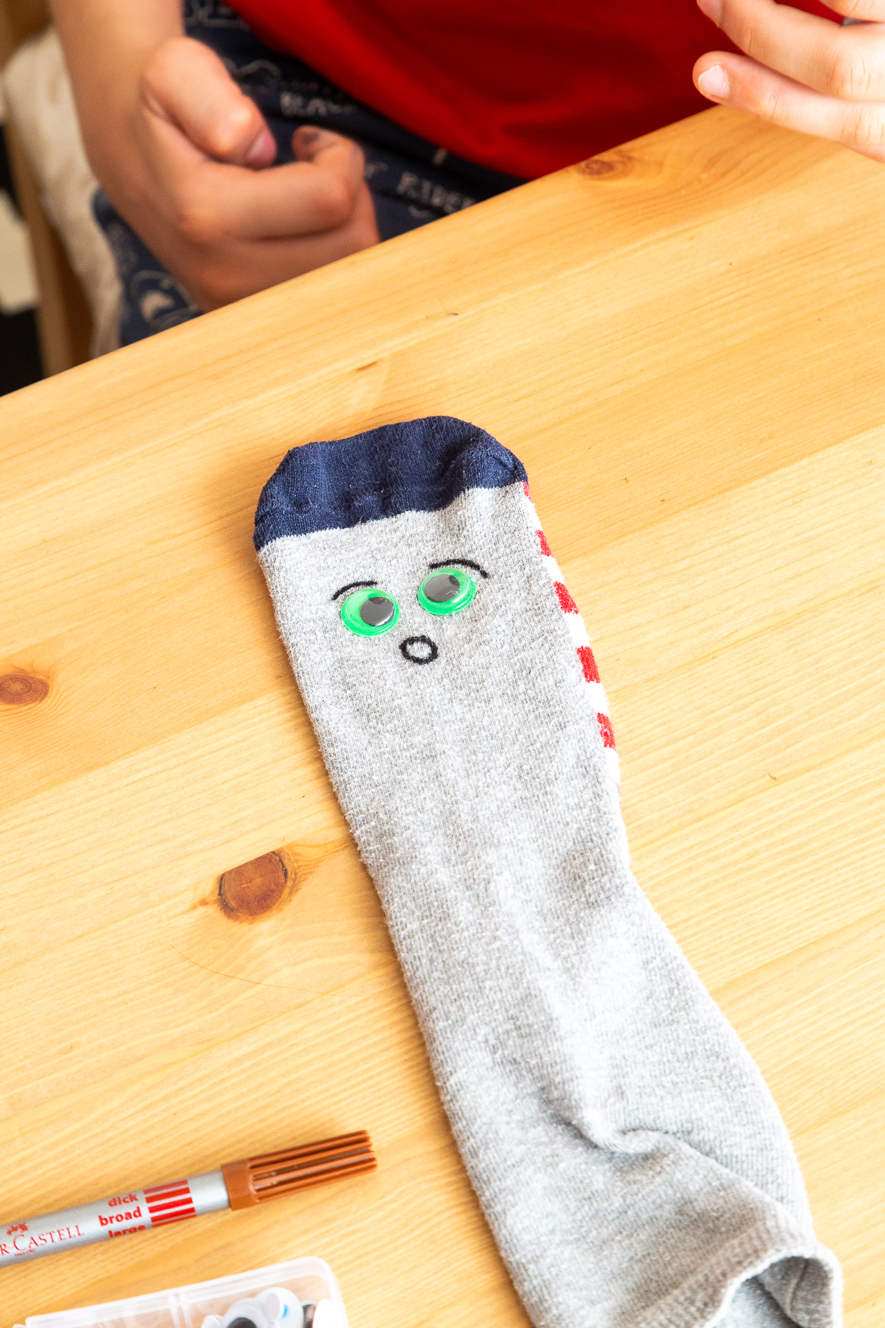 how to make a sock puppet-Honest Mum