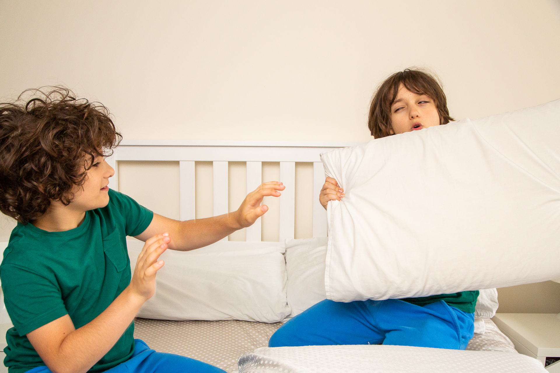 kids pillow fighting-Honest Mum