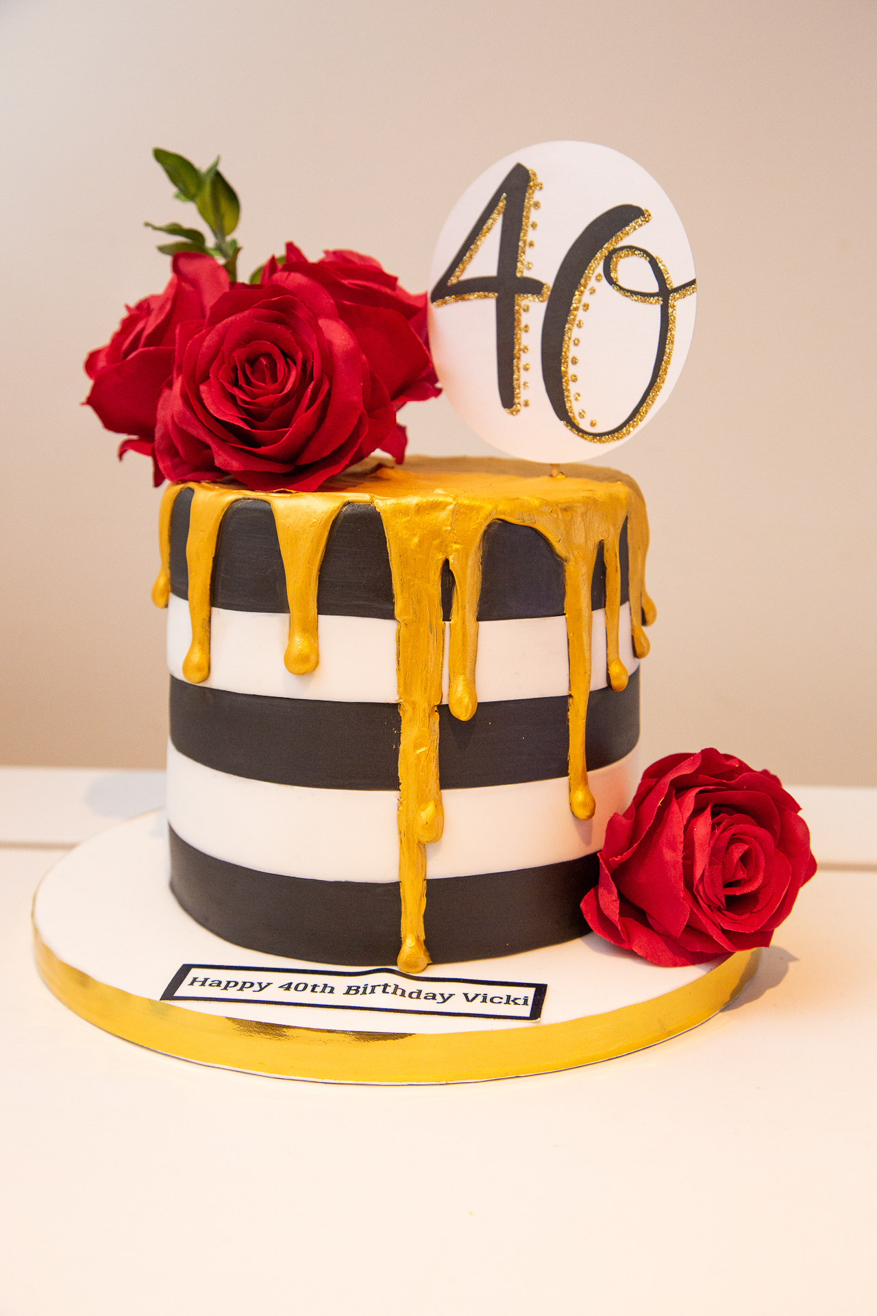 40th birthday cake by The Berkshire Bakesmith for Honest Mum 